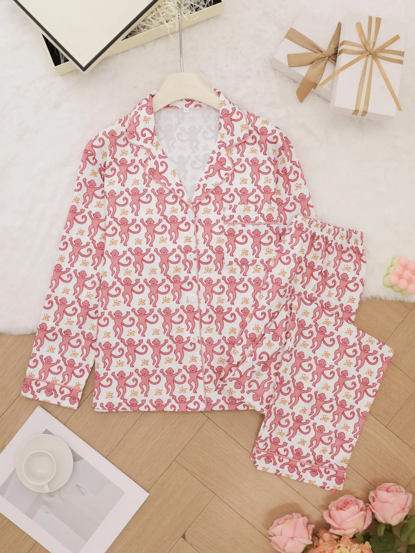 Women's All Over Monkey Print Lapel Neck Pocket Crop Blouse & Pants Pyjama Two-piece Set, Casual Long Sleeve Top & Trousers PJ Set, Ladies Sleepwear, Loungewear Outfit and Homewear