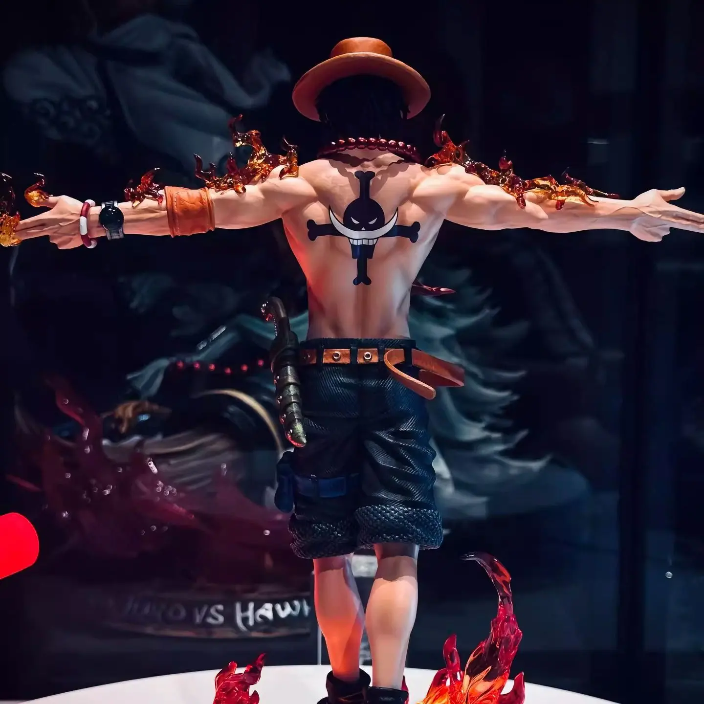 One Piece Ace Action Figure, Anime Collectible Model, Desktop Decoration, High Detail Replica, Perfect Gift for Boys, Flame Effect Design
