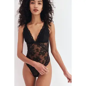 H&M Lace body