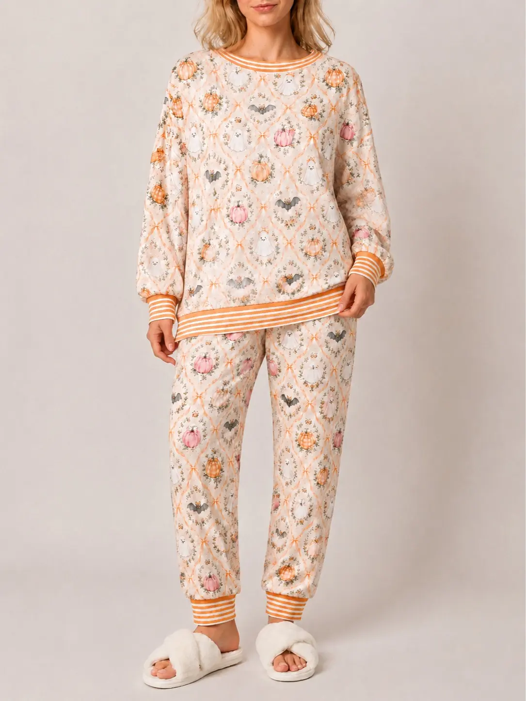 Women's Halloween Pajama Set, Cute Pumpkin Ghost Print Long Sleeve Lounge Set, Cozy Fall Sleepwear 2 Piece Outfit, Comfy Christmas Holiday Homewear Gift for Women