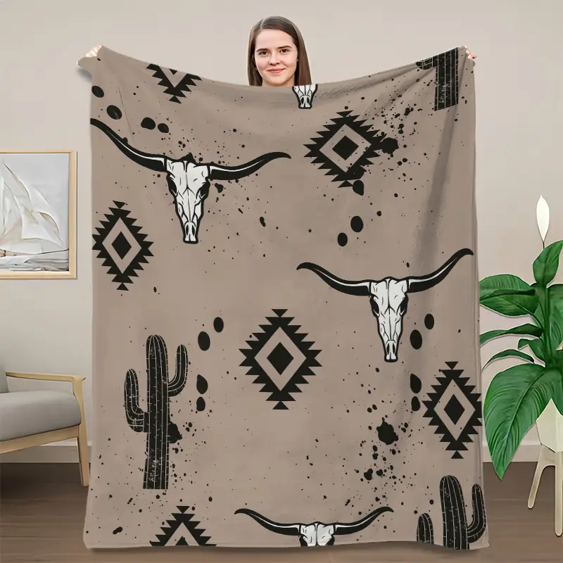 French Style Bull Skull & Cactus Motifs Polyester Fleece Blanket - Soft, Breathable, Wrinkle Resistant, Durable, Multi-Size, Machine Washable Rustic Western Home Bedroom Decor Throw