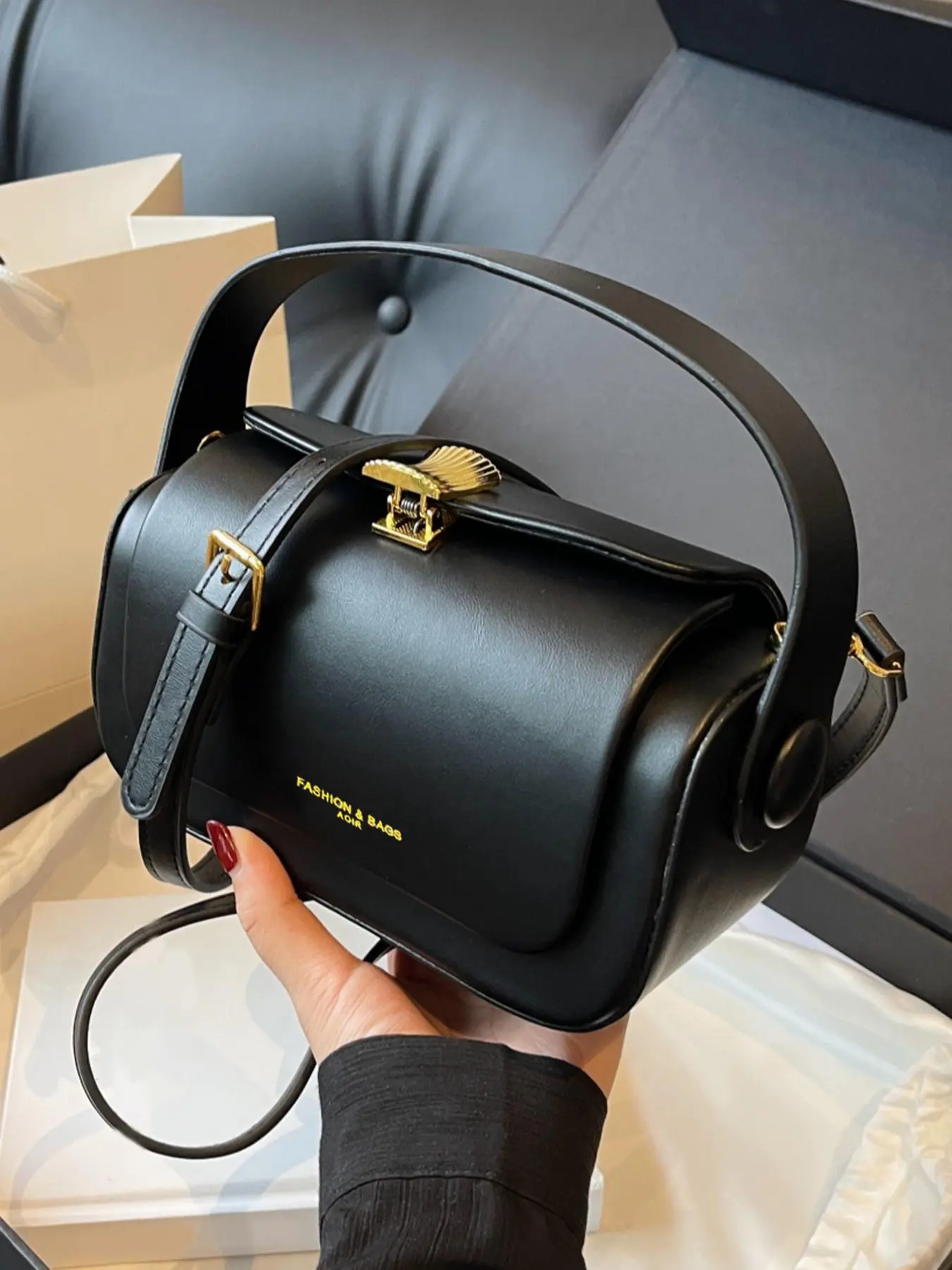 Women's Elegant Solid Color Handbag, Fashionable Retro Shoulder Bag for Daily Used, Casual Trendy Versatile High-quality Daily Commuting Bag, Casual Commuter Bag, Classic Shoulder Bag, Casual Bags