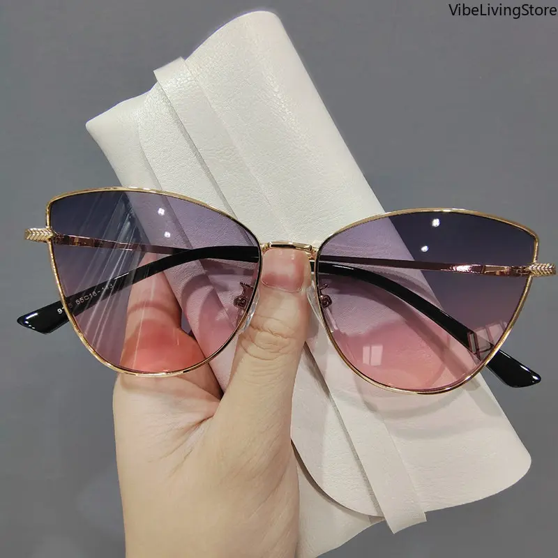 Female Fashionable Modern Trendy Trendy Styling Full-Rim Cat Eye Sunglasses, Gold Metal Frame, Gradient Resin Lens, Lightweight UV400 Sun Protection for Beach Travel Sports & Outdoor Eyewear