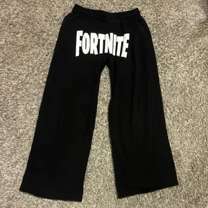 Baggy uncuffed cotton sweatpants with logo