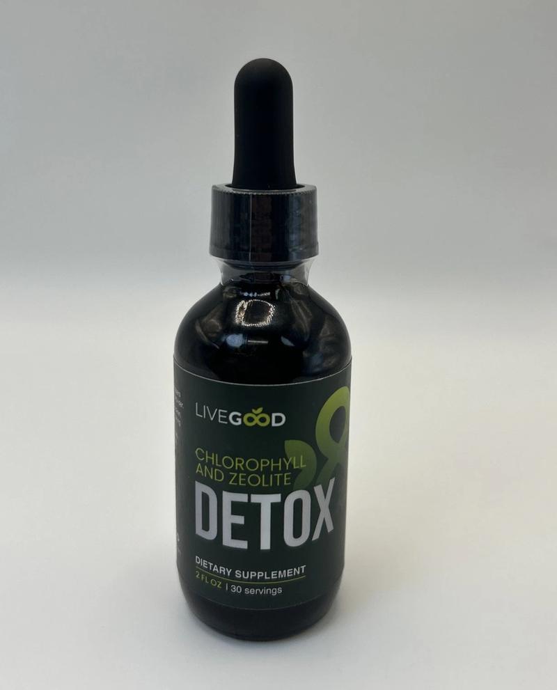 LiveGood Chlorophyll & Zeolite Detox – Liquid Cellular Cleanse for Natural Energy, Digestion & Skin Health | Vegan, Non-GMO, Gluten-Free | 2 fl oz (30 Servings) LiveGood Chlorophyll & Zeolite Detox – Liquid Cellular Cleanse for Natural Energy, Digestion & Skin Health | Vegan, Non-GMO, Gluten-Free | 2 fl oz (30 Servings)