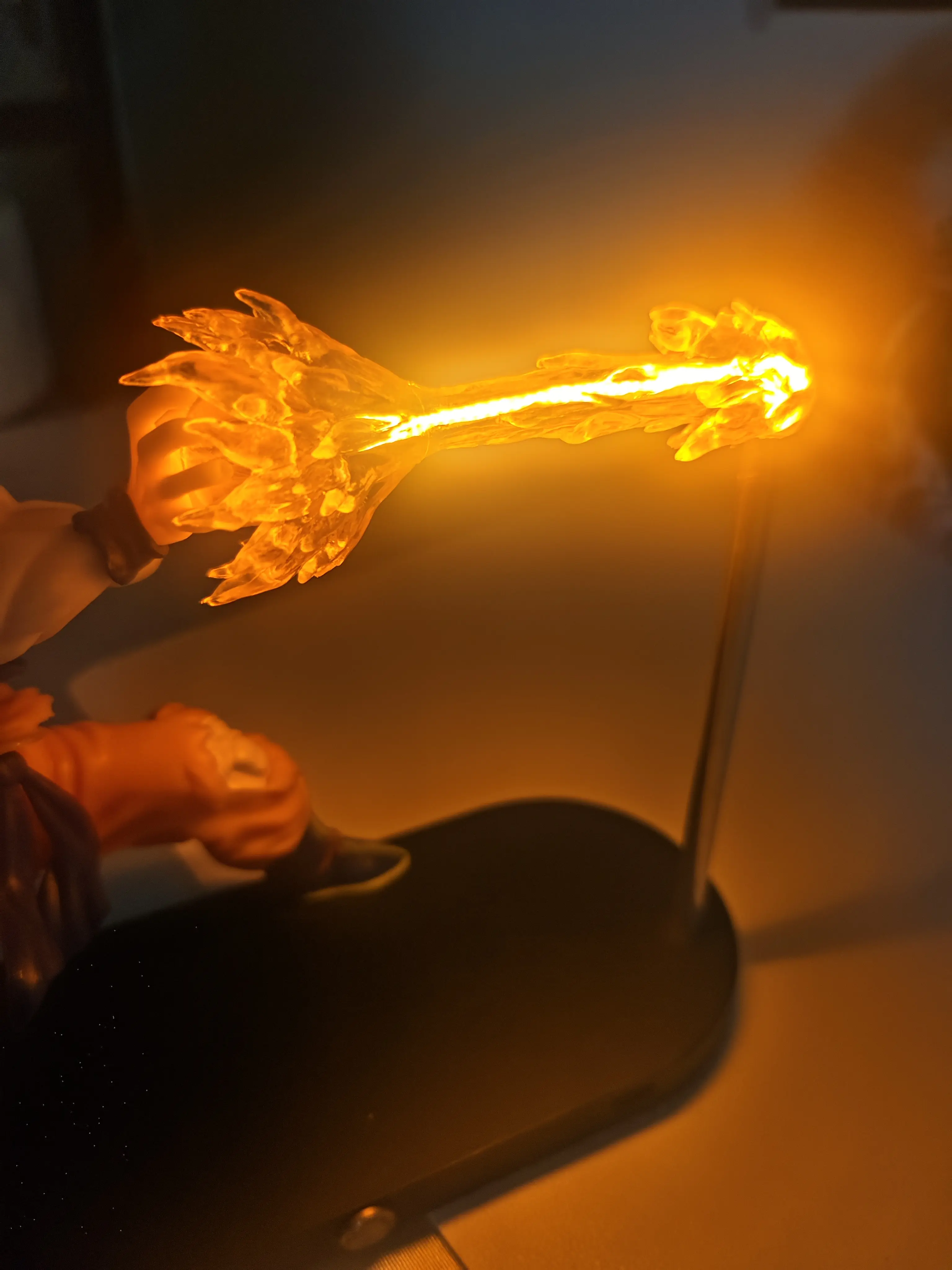 LED Flame Effect Plastic Anime Collectible Figure, USB Secondary Rechargeable Desktop Ornament Gift for Manga Fans (Toys & Hobbies Specialty DIY Supply)