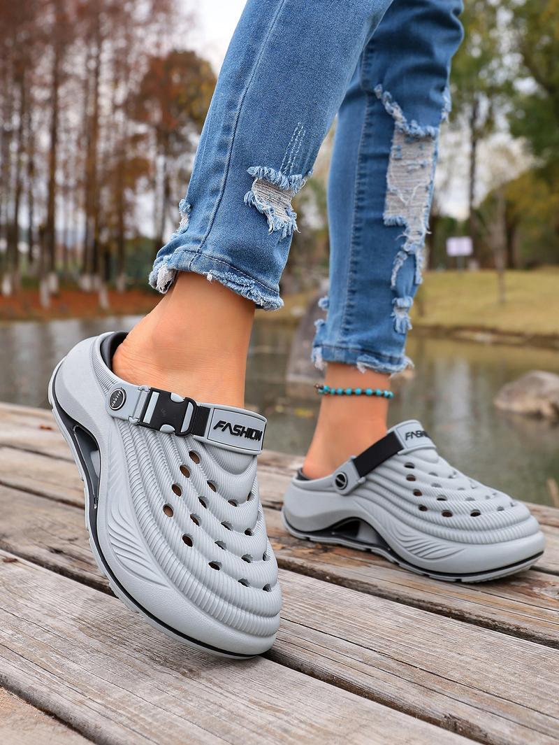 Ubetif Summer Women's Clogs Outdoor Thick Sole Non-Slip Odor Resistant Durable Quick Drying Soft Beach Sandals Ubetif Summer Women's Clogs Outdoor Thick Sole Non-Slip Odor Resistant Durable Quick Drying Soft Beach Sandals