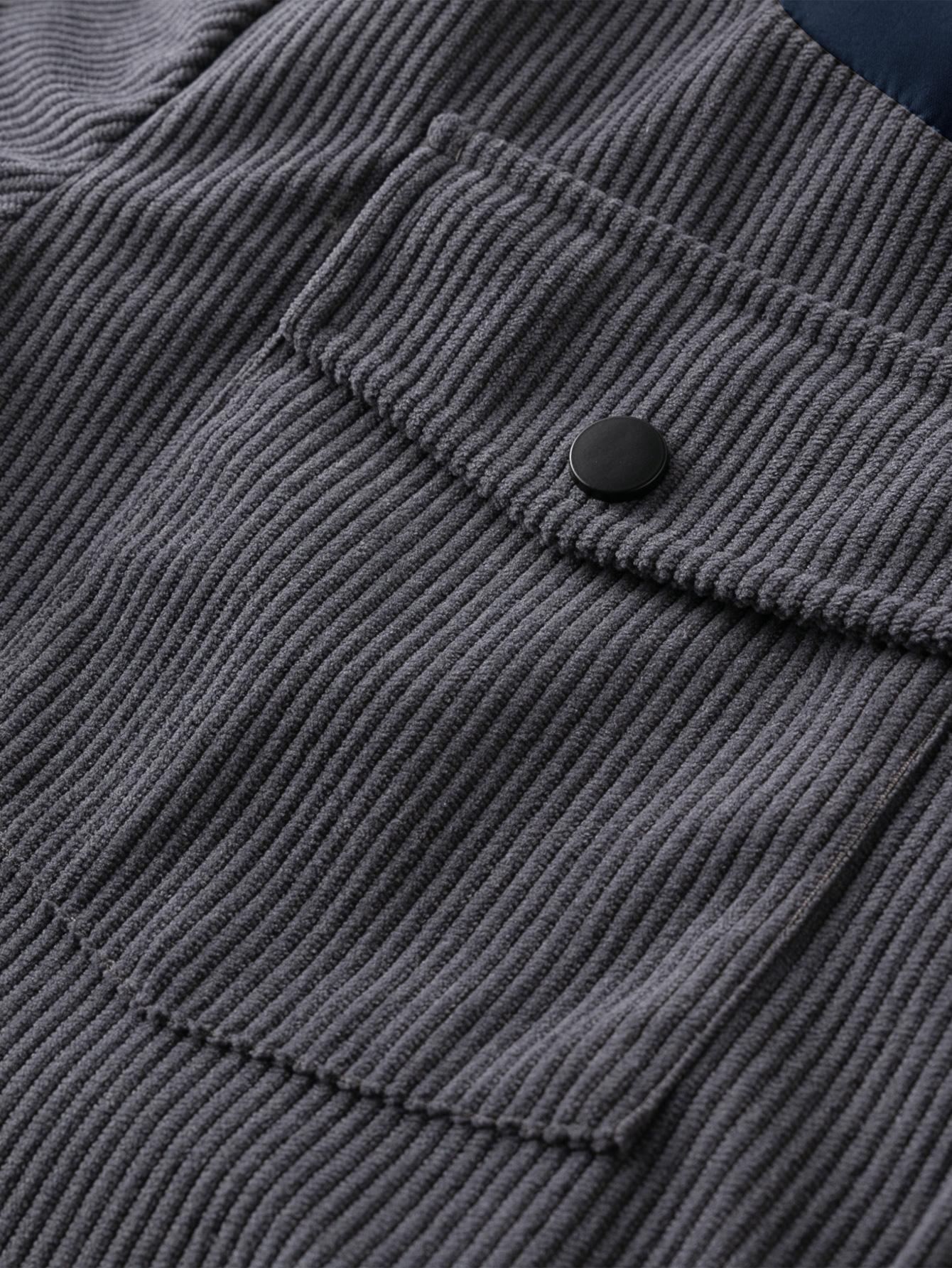 A collared jacket with a patchwork style, visually layered and designed to flatter necklines. The buttoned closure makes it easy to put on and take off. There is one pocket on the left side which is both practical and decorative