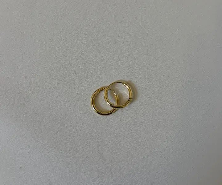 Gold Plated Soft Hoops - Unisex Stylish Non-Tarnish Lightweight Design Long-Lasting Shine Everyday Luxury Look