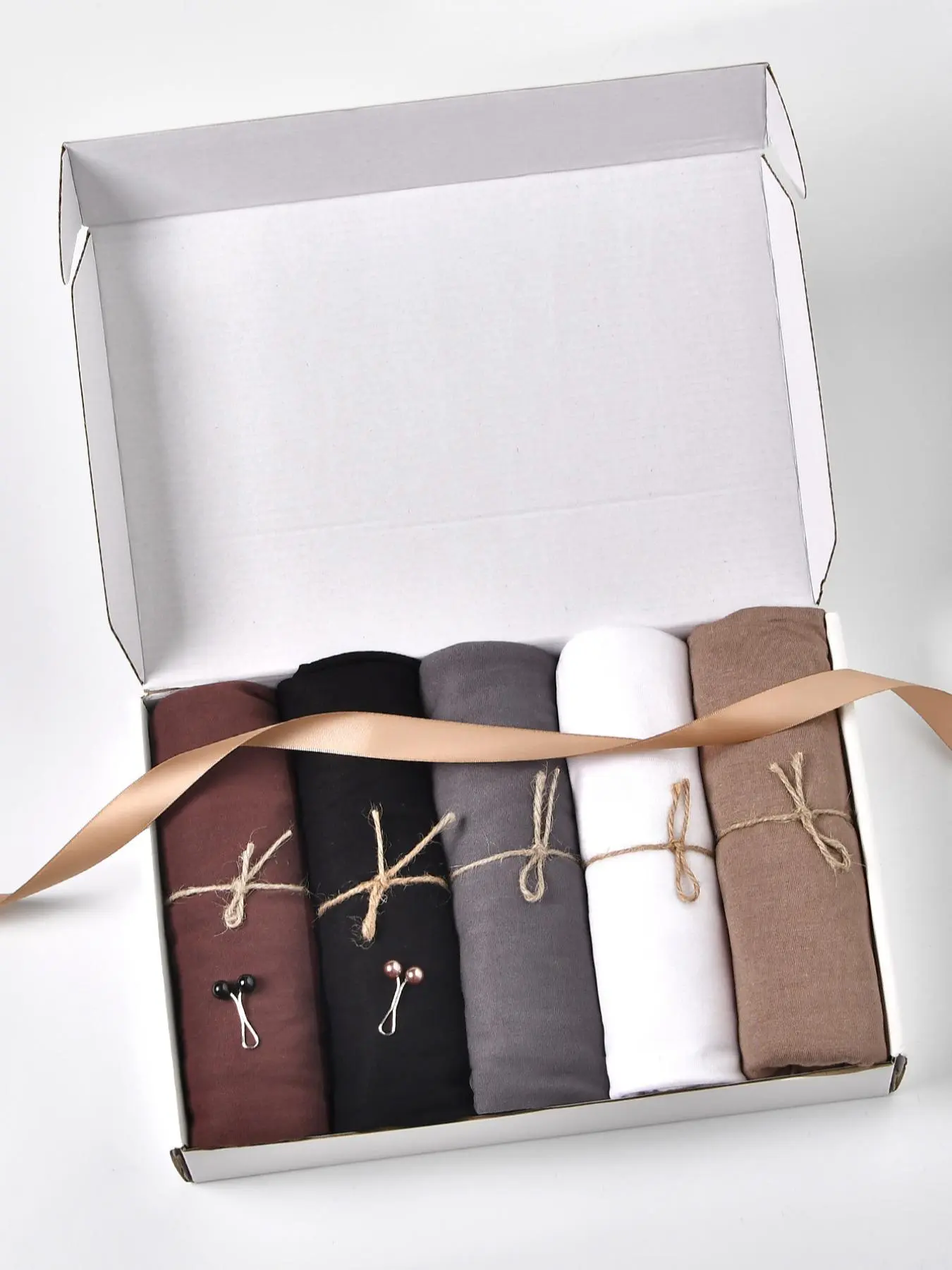5pcs Women's Plain Muslim Headscarf Gift Set, 165 * 55 cm Soft Long Scarf, Modesty Hijab Wrap for Muslim, Daily Wear, Holiday Gift