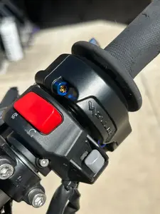 Titanium Throttle Bolts Blue-Surron Light Bee/Ultra Bee