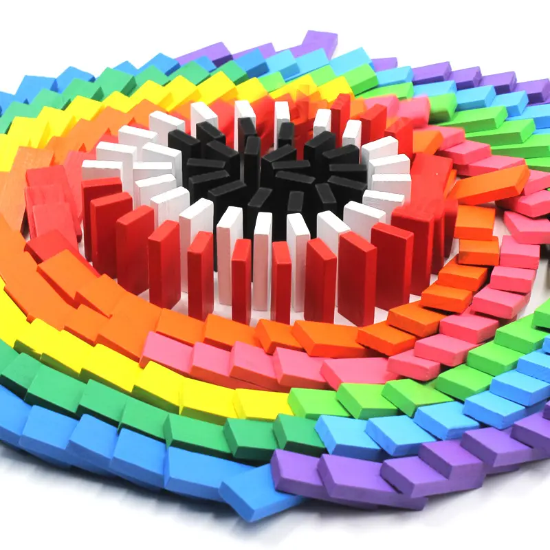 Hatwoo 100pcs Multicolor Wooden Dominoes Set - 28pcs Animal Shapes Game Pieces, Wooden Puzzle, Logic Family Game, Educational Tool for Kids to Boost Creativity, Concentration, Patience & Practice Counting & Adding, Toddler Game