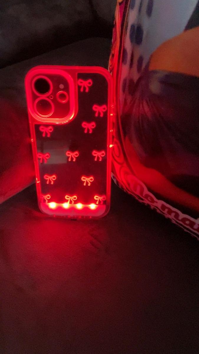 Item: Pink, iPhone 16