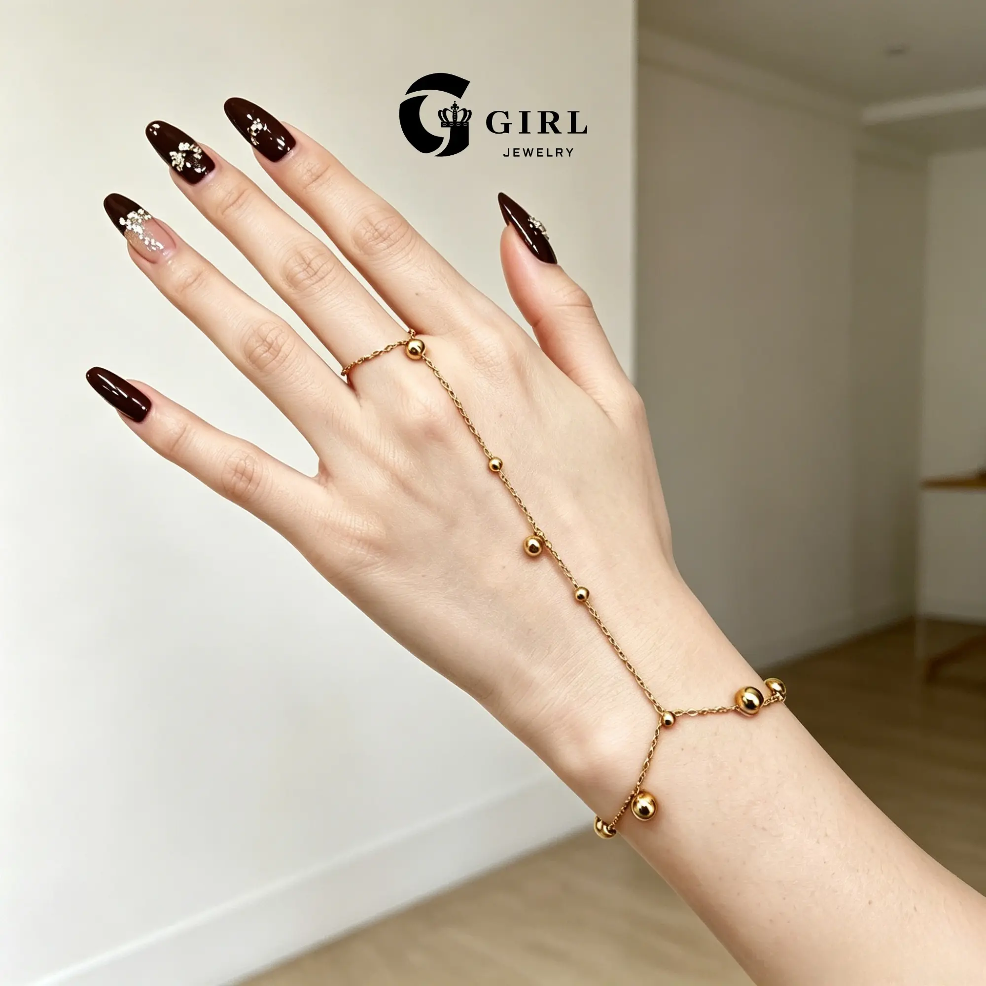 GGIRL Finger Chain Bracelet with Ring Exquisite Zirconia Star Beads Integrated into One-Piece Back of Hand Chain Women's Gold-Plated Stainless Steel Jewelry Suitable for Everyday Wear and Holiday Gifts
