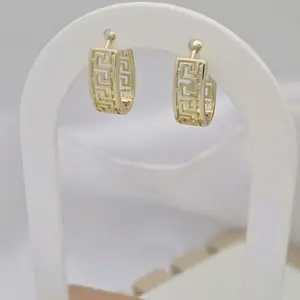 argollas 443 size mediano gold plated