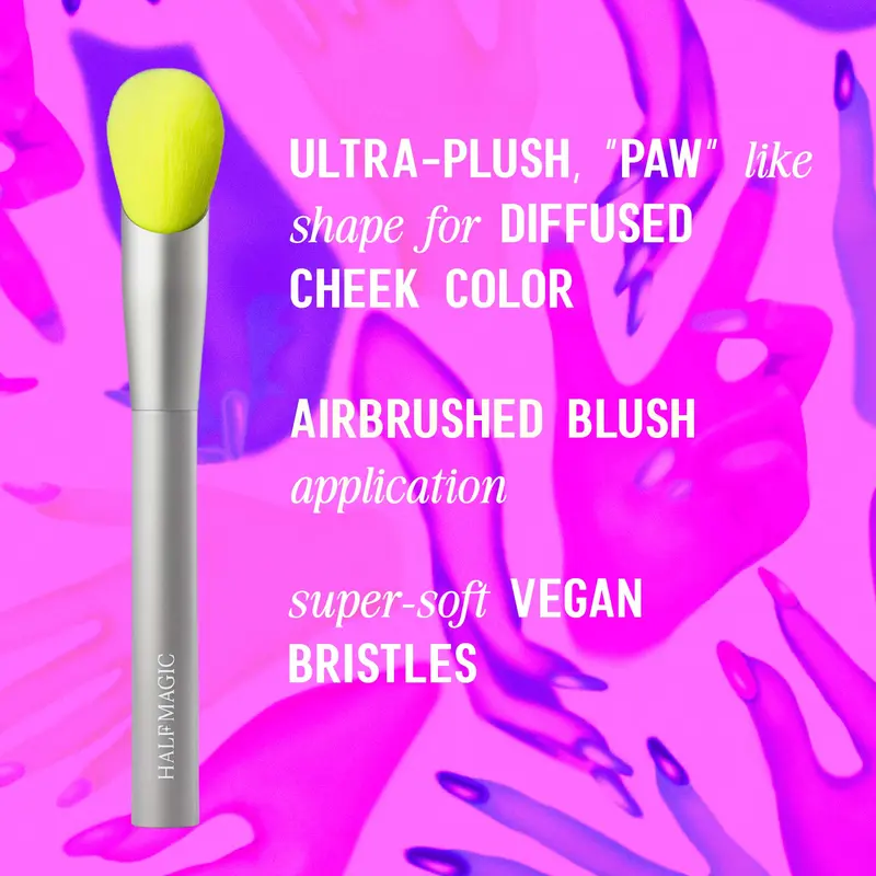 BABY PAW | Synthetic Blush Brush for Soft Blur Application