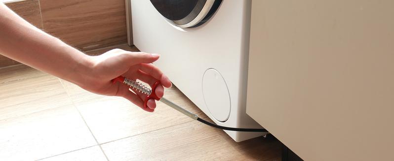 Flexible Grabber Claw Pick Up Reacher Tool with 4 Claws Bendable Hose Pickup Reaching Assist Tool for Litter Pick, Home Sink, Drains, Toilet(78.74 Inches)