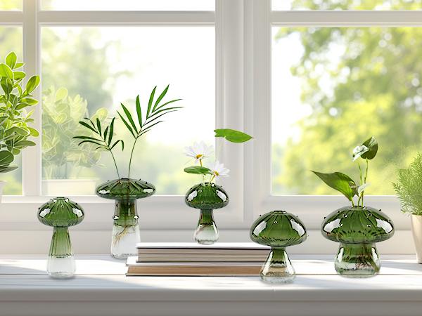 Mushroom Glass Vase, Set of 5, Dopamine Decor Hand Blown Glass Bud Vase for Flowers Indoor Planters for Women Spring Room Decor