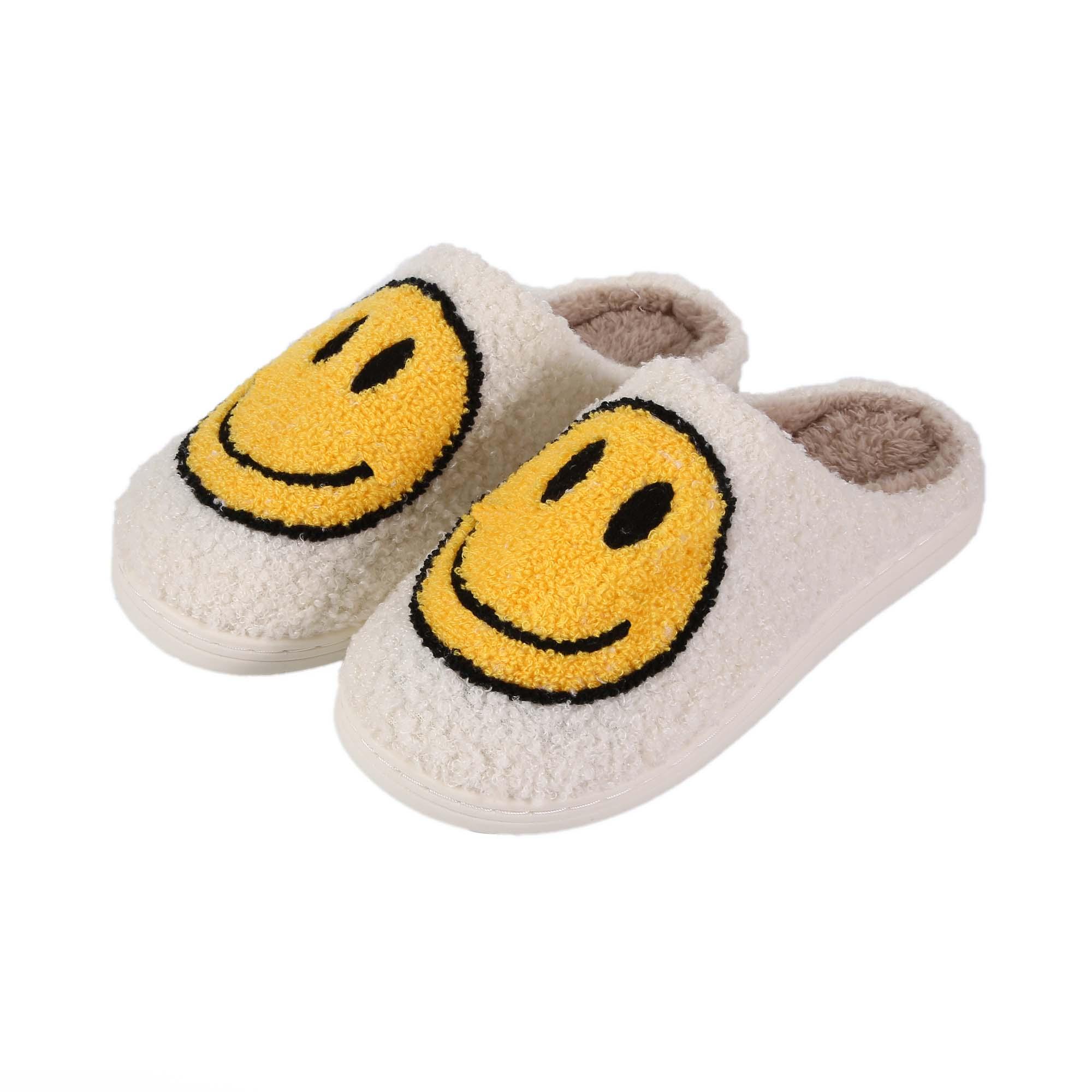 Lumubby Cute Smile Face Plush Slipper Warm Winter Fleece Home Slip-on Shoes for Boys Girls Super Soft Cotton Cartoon Design Breathable Cozy Thickened Memory Foam Ultra Comfortable Lining