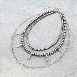 3 layered single sqaush blossom necklace