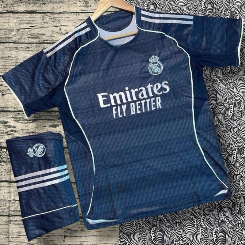 High-quality Real Madrid football kit for the 2025/26 season - New design - Real Madrid home and away jerseys for professional matches in 2025.