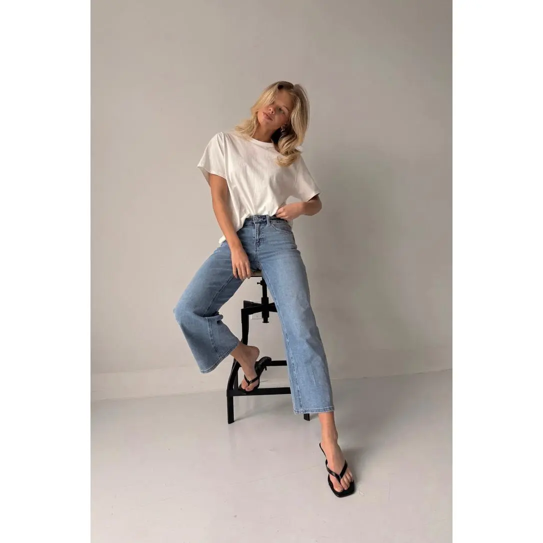 Mica: Daniela Medium Wash Wide Crop Leg Jeans