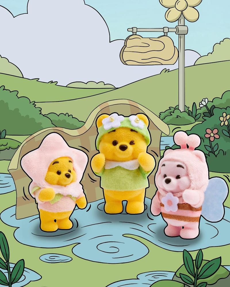 Disney Winnie the Pooh Heart Garden Series Figure Vinyl Blind Box - Cute and Soft  Plush Toy, Perfect for Hanging on Bags, Keys or Backpacks. A Lovely Gift for Any Occasion