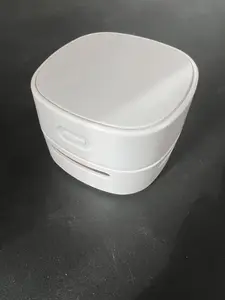 New minimalist desktop vacuum cleaner for cross-border e-commerce: powerful, portable, and perfect for students!