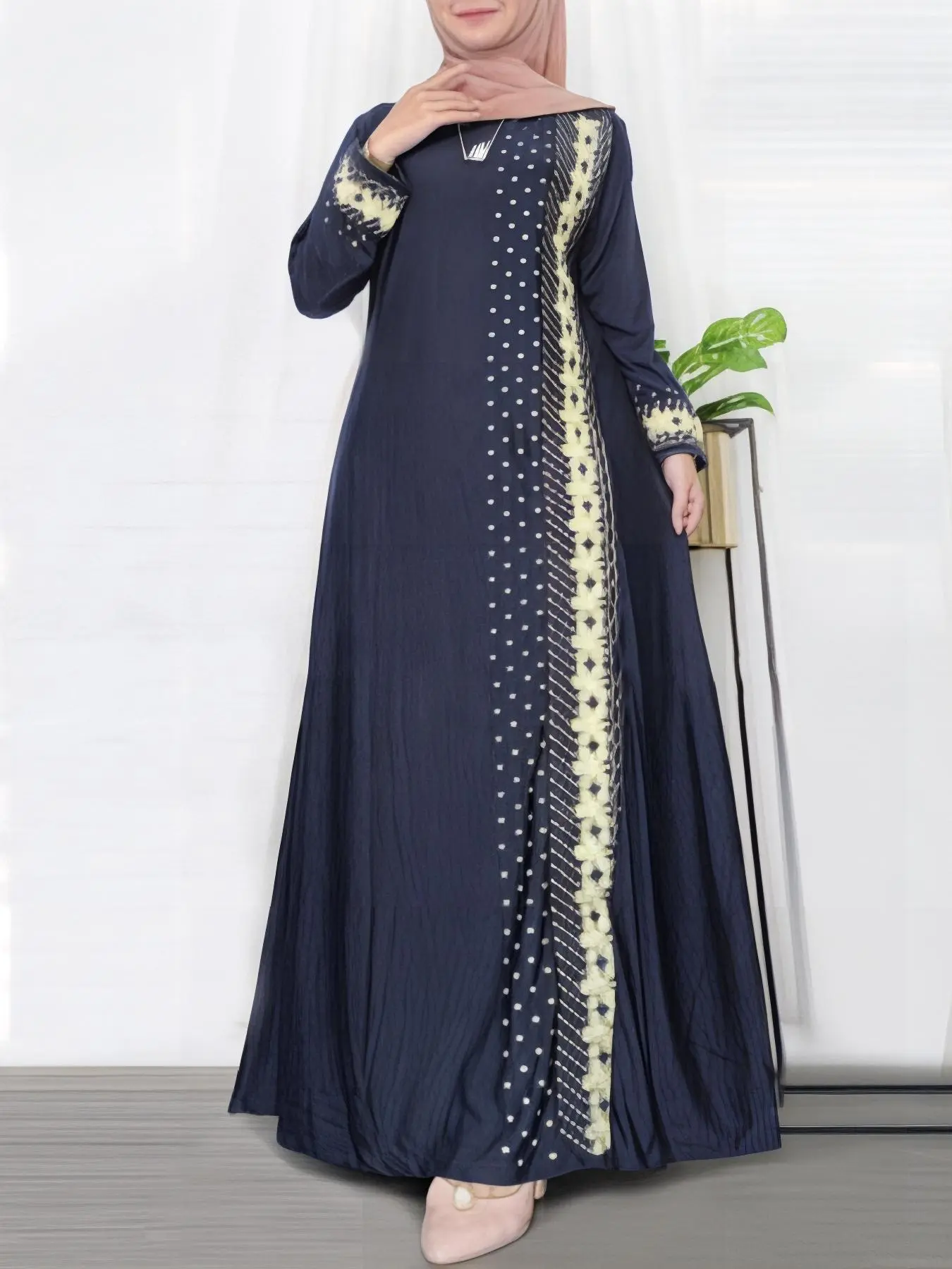 Women's Floral & Dot Print Long Sleeve Maxi Dress, Modest Round Neck Arabian Dress for Daily Wear, hijabi cute dresses, Ladies Islamic Clothing for All Seasons, Modest Style Dress, Muslim Dress, Modest Clothes