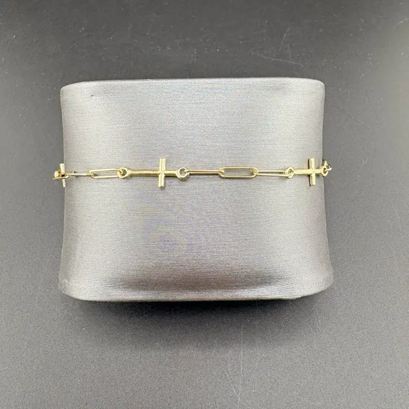 Gold 14k Bracelet Size 7.25 Paperclip Design with Cross for Everyday Wear Elegant and Durable Jewelry