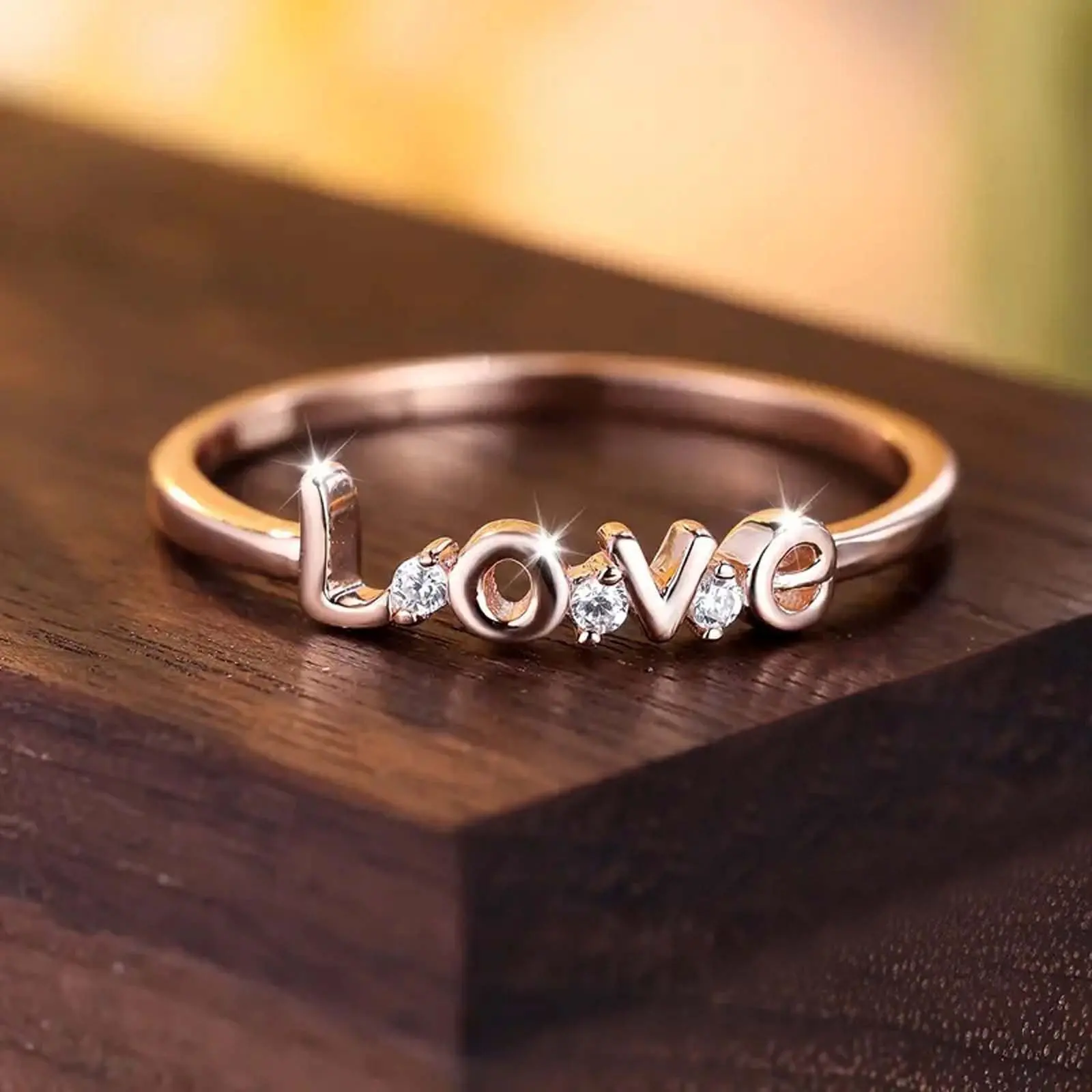 Women's Love Ring with Artificial Gemstone, Elegant Minimalist Design, Romantic Index Finger Ring for Daily Wear, Perfect Anniversary Gift