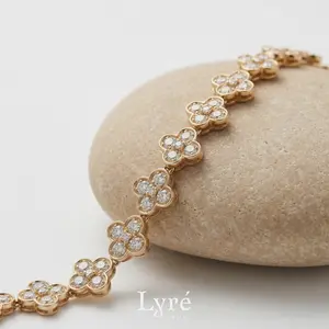 Liora Clover Link Bracelet