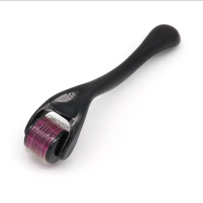 1PCS/2PCS (Purple roller) Derma Roller 0.5MM Microneedling Roller for Women and Men, 540 Titanium Microneedle Roller, Ideal for Hair, Beard & Facial Care, Portable Handheld Beauty Tool for Daily Home Personal Skin Care & Hair Maintenance
