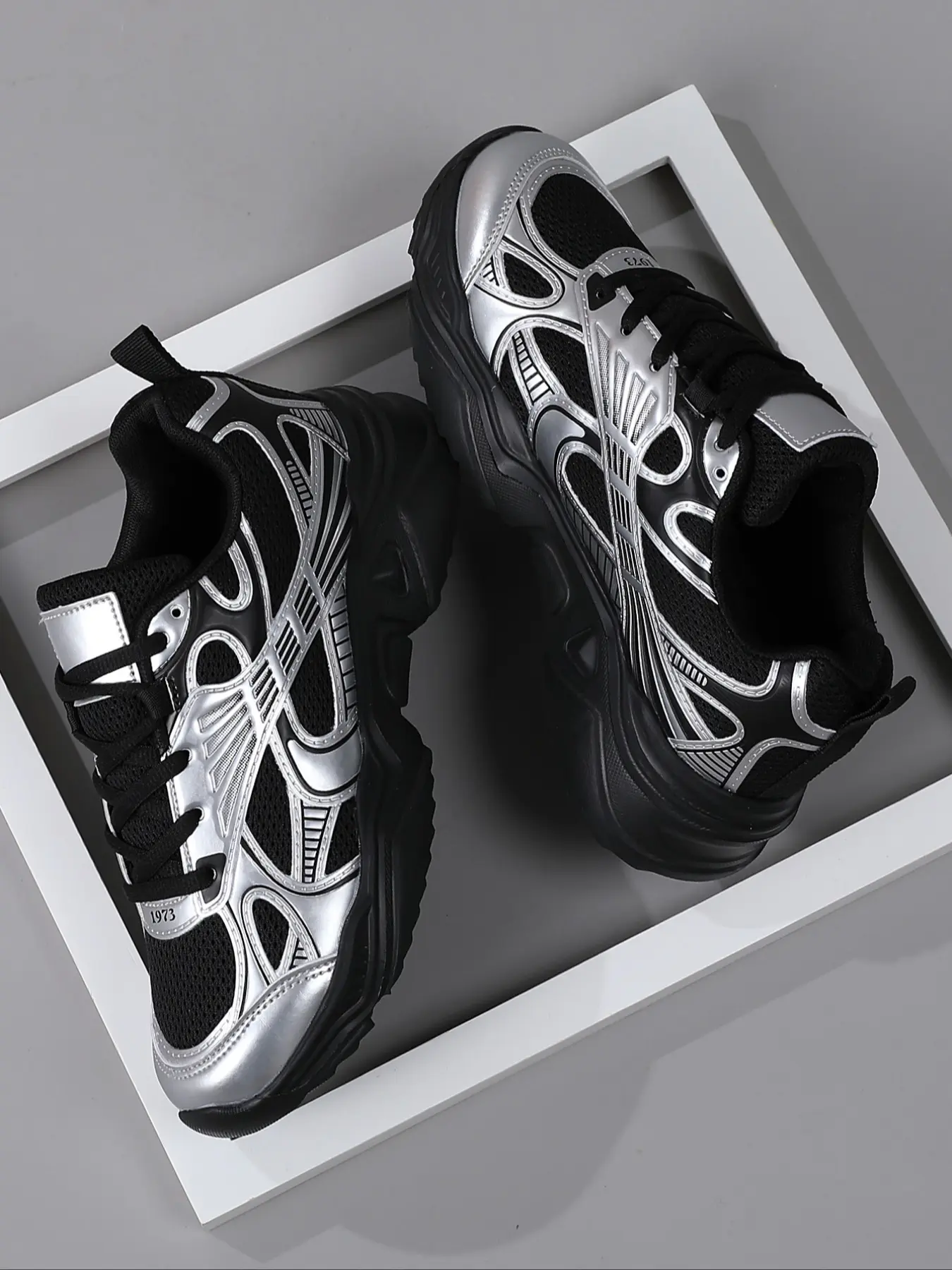 Silver Color High-Quality Men's Casual Shoes, Comfortable Sporty Outdoor Sneakers, Medium Width, All Seasons, Rubber Sole, Textile Upper