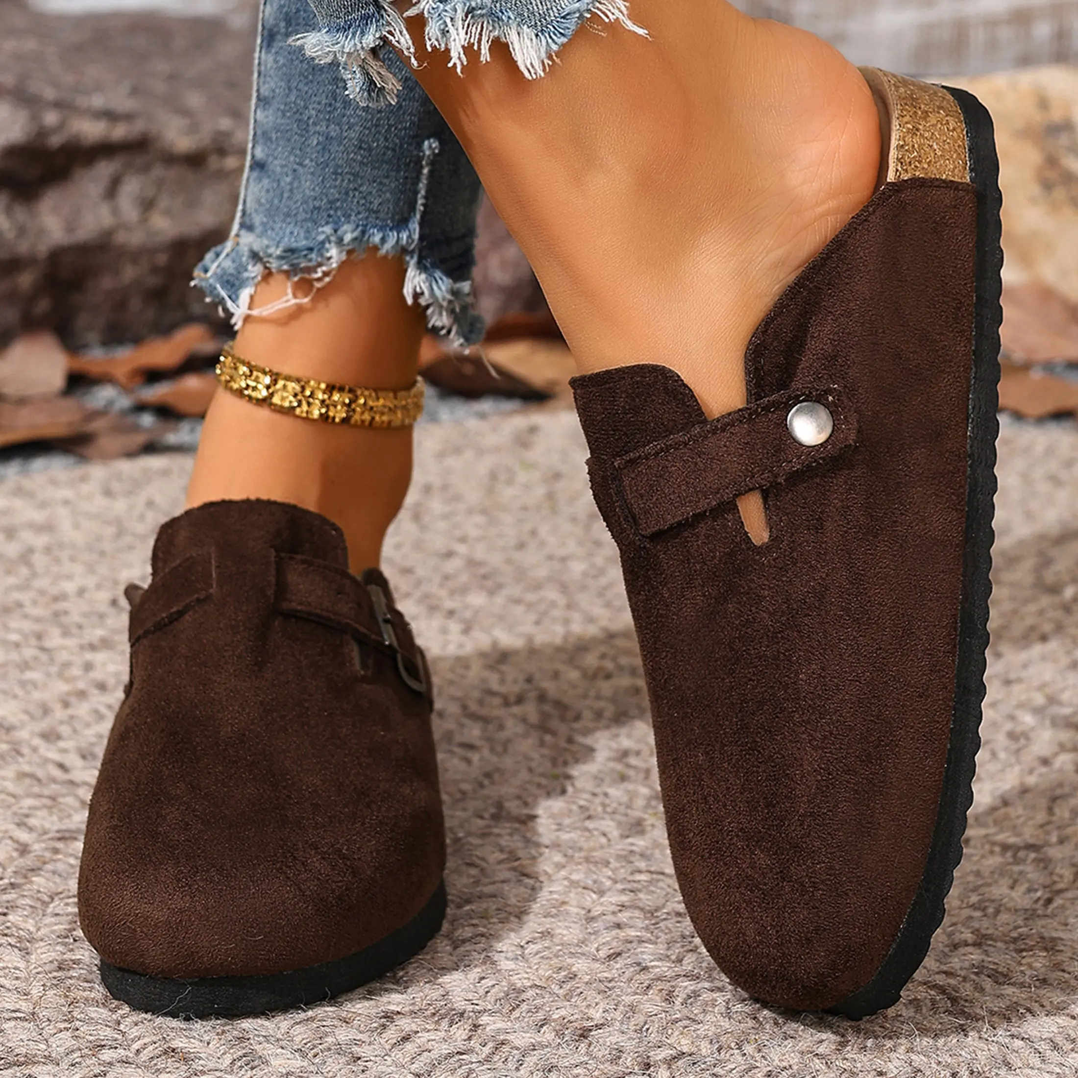 Women's Soft Suede Slip-On Mules Slippers Retro Clogs Indoor Outdoor Shoes Ideal for Jeans & Dresses Springfresh