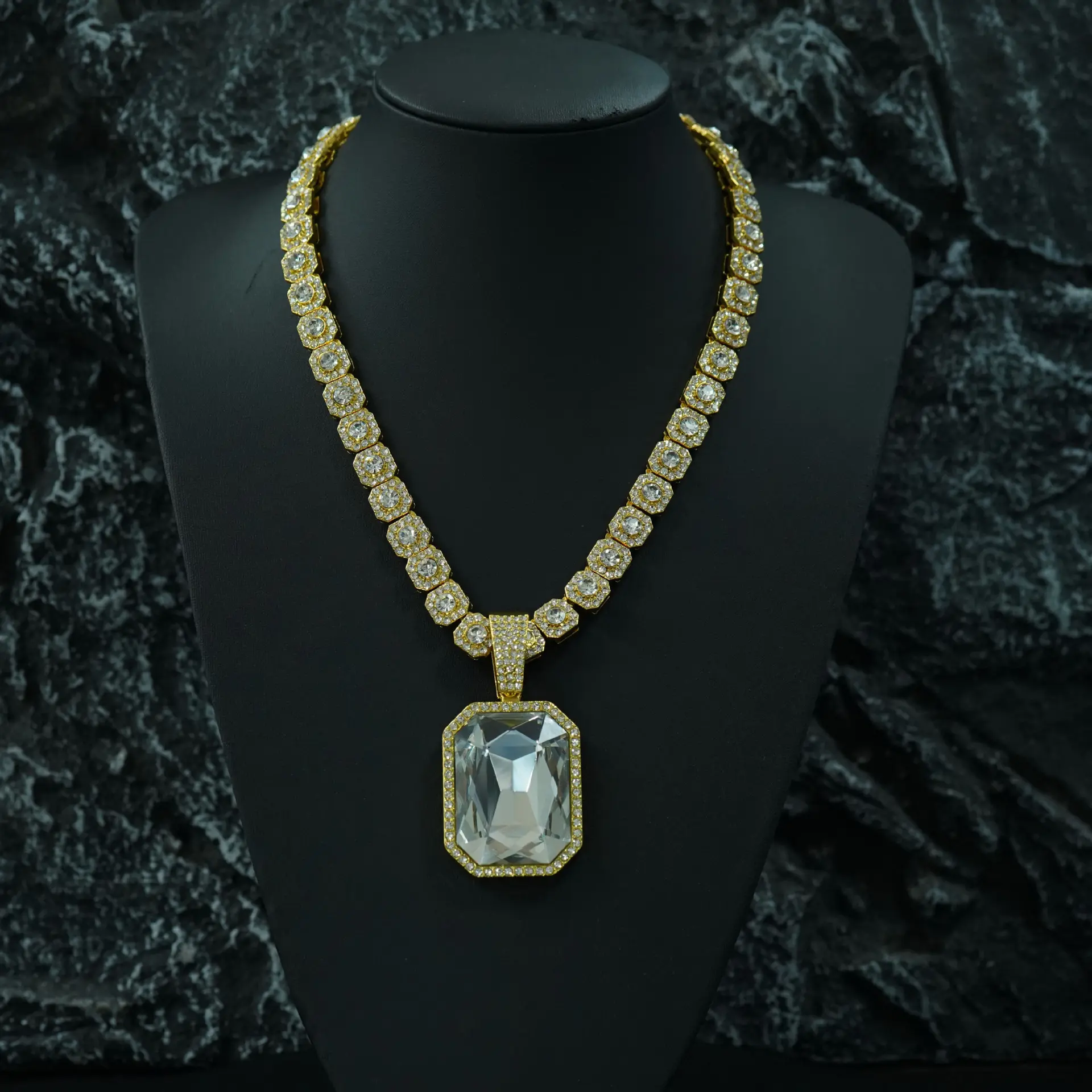 Men's Cube Sugar Cuban Chain Necklace with Colorful Gemstones Classic Versatile Jewelry for Stylish Wear Elegant Zirconia Pendant Square Shaped Pendant