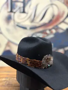 Feather Brown/Fan Center