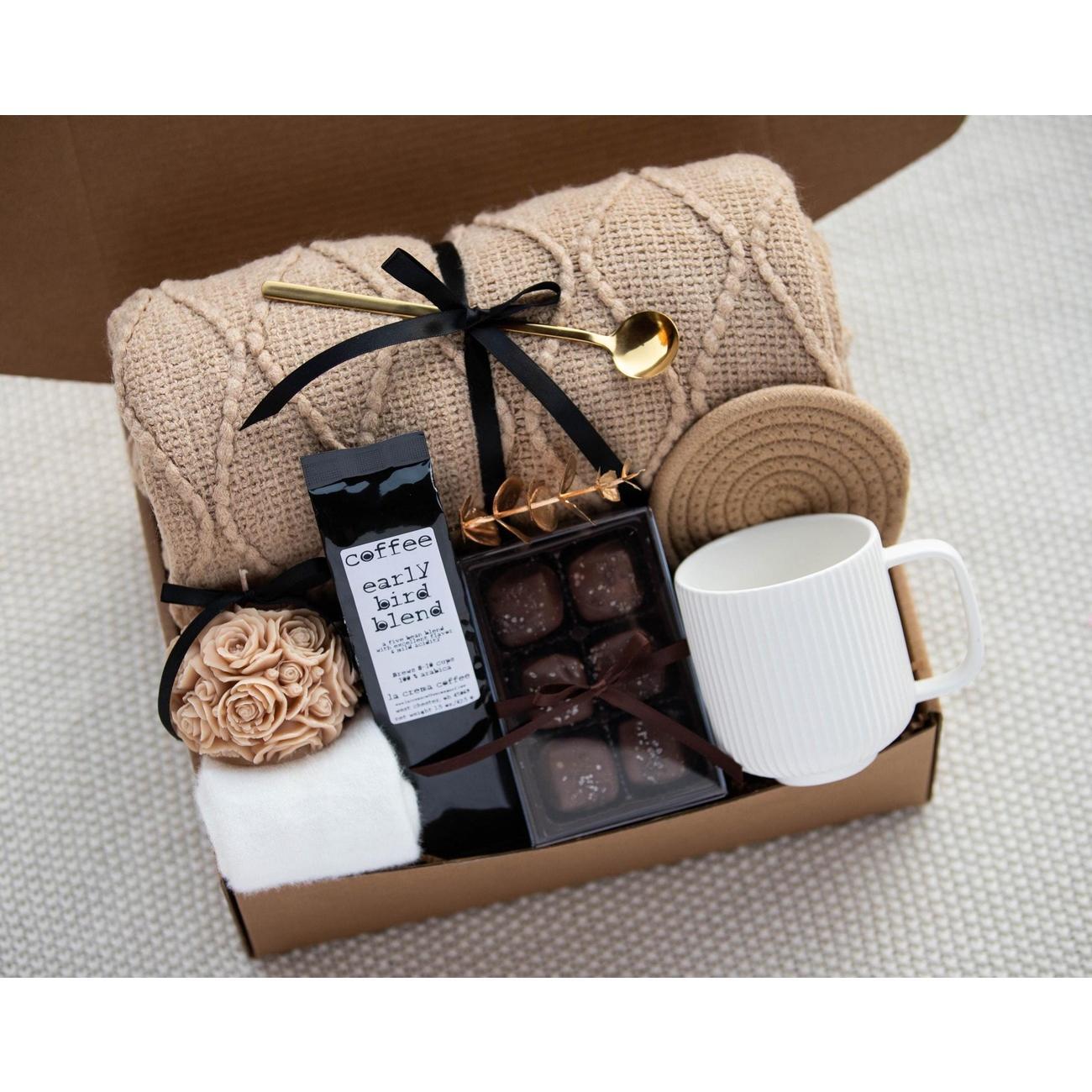 Self Care Package For Women Spa Gift Box Warm Cozy Gift Basket Sending Hugs Gift Box Thinking of you Care Package Gift Basket for Women Spa ZTAL2