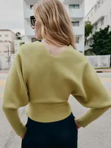 American lazy style V-neck solid color versatile pullover knit sweater, waist cinched & slimming, casual with unique design, niche top ins style