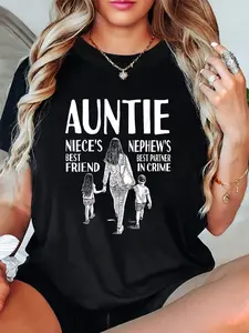Plus Size - Plus Size - Auntie Enjoys Fun with The Younger Generation, Holding Hands with Her Niece And Nephew, Featuring a Patterned Print on a Plus-Size Women'S Stylish Casual Round-Neck T-Shirt for Spring And Summer