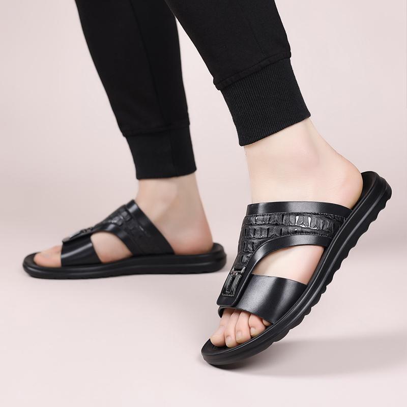 DINAOR Men’s Summer Outdoor Slippers – Casual, Non-Slip, Durable