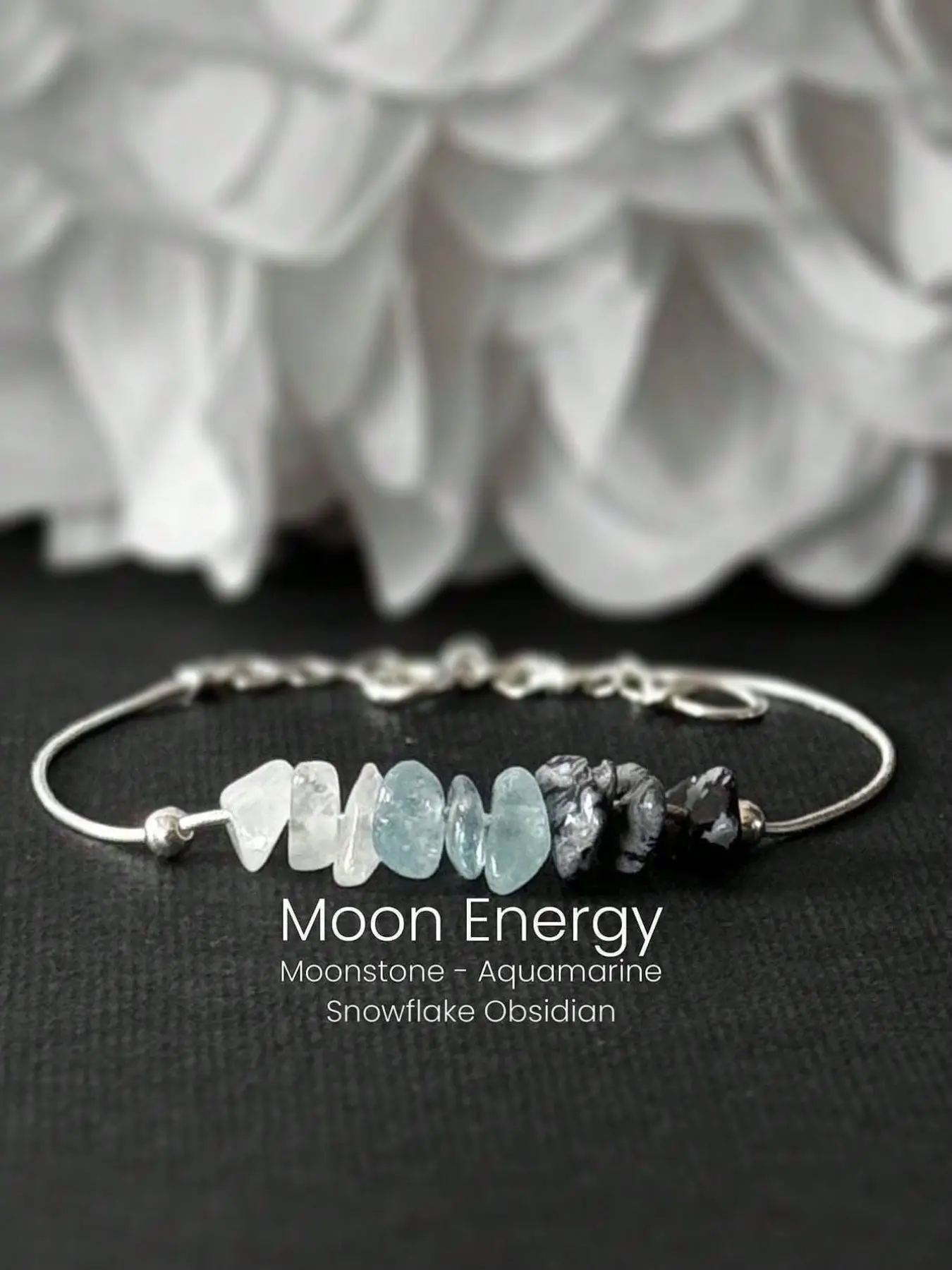 1 pc Moon Energy Raw Crystal Bracelet, Moonstone Beaded Bracelet for Women, Crystal Gemstone Bracelet, Daily Wear and Gift for Friends, Family and Couples, Beautiful Bracelets, Bracelet Jewelry