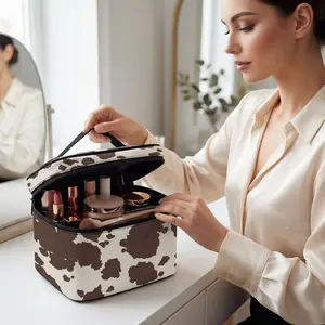 Brown Cow Print Makeup Bag, Portable Makeup Organizer with Top Handle, Valentine‘s Day Gift for Women Girls, Durable Zipper Cosmetic Foldable Durable Tote