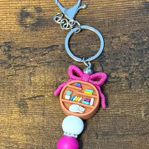 Live claim $5 Keychains