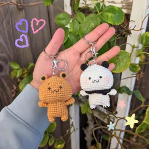 Dudu & Bubu Bears Handmade Crochet Keychain | Cute Couple Bear Bag Charm | Kawaii Cartoon Amigurumi Gift