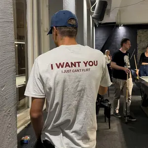 I Want You I Just Can’t Flirt Funny Streetwear Meme Shirt – Viral Graphic Tee Hoodie, Trendy Streetwear T-Shirt Gift for Men Women