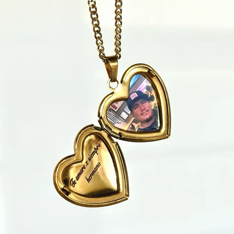 Personalized heart locket