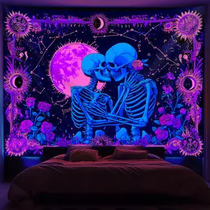 Tapestry Decor 1pc UV-reactive gothic romance tapestry.Features skeleton couple, purple roses, and sun/moon phases.Glows under blacklight.Wrinkle-resistant peach fabric, no electricity needed.Perfect for Halloween, vampire parties, or gothic home deco