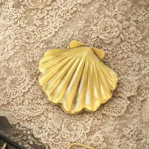 Shell Paper Clip Vintage Journal Charm Victorian Journaling Accessories Metal Book Page Holder Bookmark Journal Leather Covers Clamp