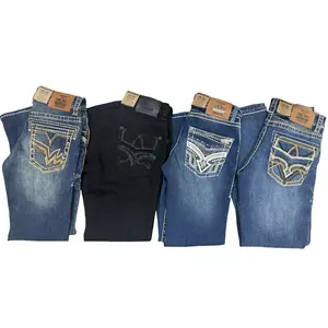 Montero Jeans Bordados Exclusivos Estilo Cowboy Moderno Classic Blue High-quality Denim Fabric with Elegant Brown Embroidery Comfortable Bootcut Design